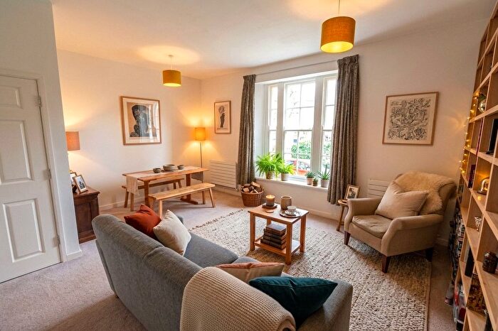 1 Bedroom Flat For Sale In Alma Road, Clifton, Bristol, BS8