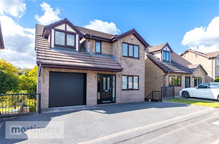 4 Bedroom Detached House For Sale In Scott Avenue, Accrington, Lancashire, BB5