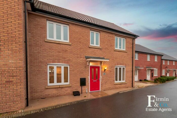 4 Bedroom Semi-Detached House To Rent In Cooper Road, Peterborough PE4