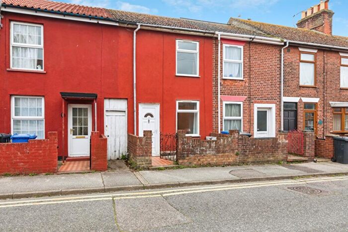 3 Bedroom Terraced House For Sale In Arnold Street, Lowestoft, NR32