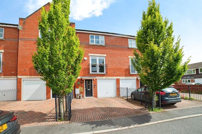 4 Bedroom Town House For Sale In Hollies Farm Drive, Horsley Woodhouse, Ilkeston, DE7