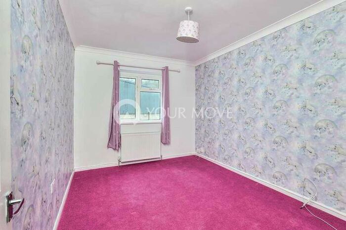 3 Bedroom Apartment To Rent In Walderslade Road, Chatham, Kent, ME5