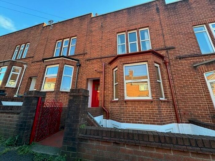 1 Bedroom Flat To Rent In William Street, Totterdown., BS3