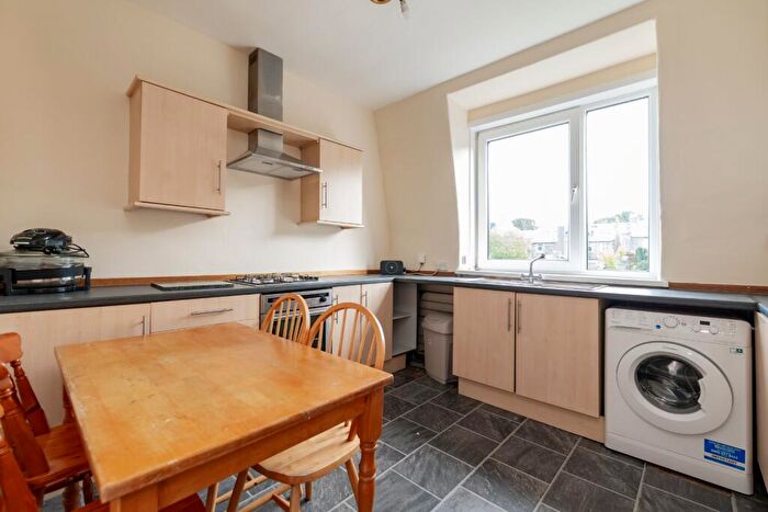 1 Bedroom Flat To Rent In Menzies Road, Torry, Aberdeen, AB11