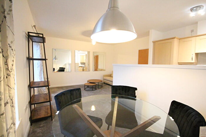 3 Bedroom Apartment To Rent In Byron Walk, CW5