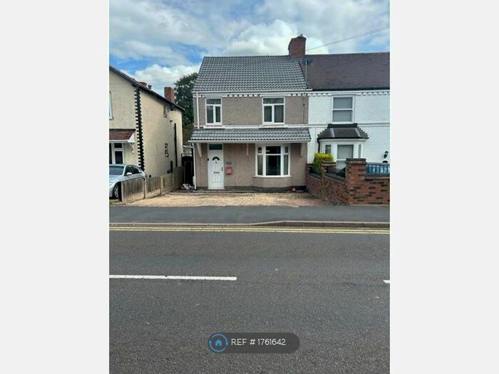 3 Bedroom Semi-Detached House To Rent In Pye Green Road, Cannock, WS11