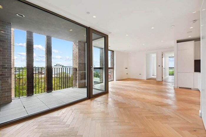 2 Bedroom Apartment To Rent In Oberman Road, London, NW10