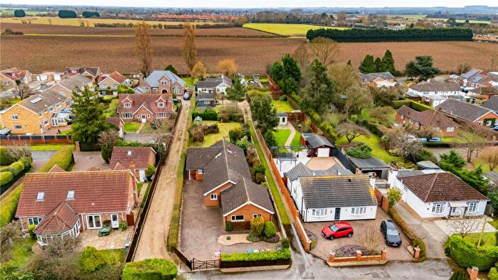 3 Bedroom Bungalow For Sale In Deaton Lane, New Waltham, Grimsby, Lincolnshire, DN36