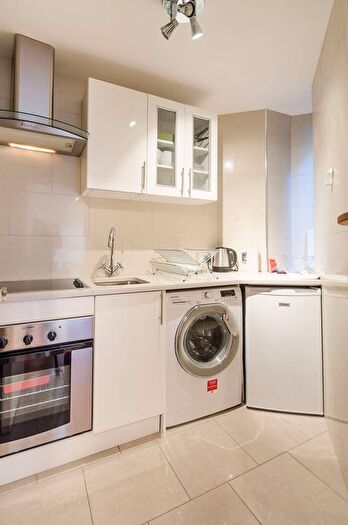 1 Bedroom Flat For Sale In Sloane Avenue, Chelsea, London, SW3