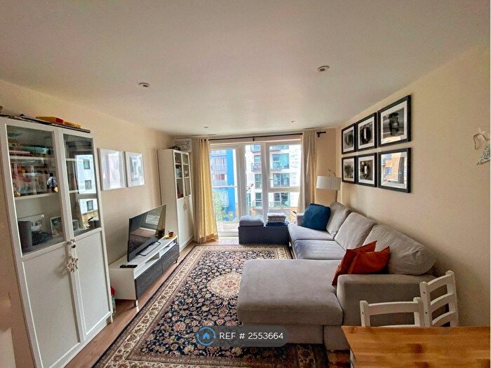 2 Bedroom Flat To Rent In Brooklyn Building, London, SE10