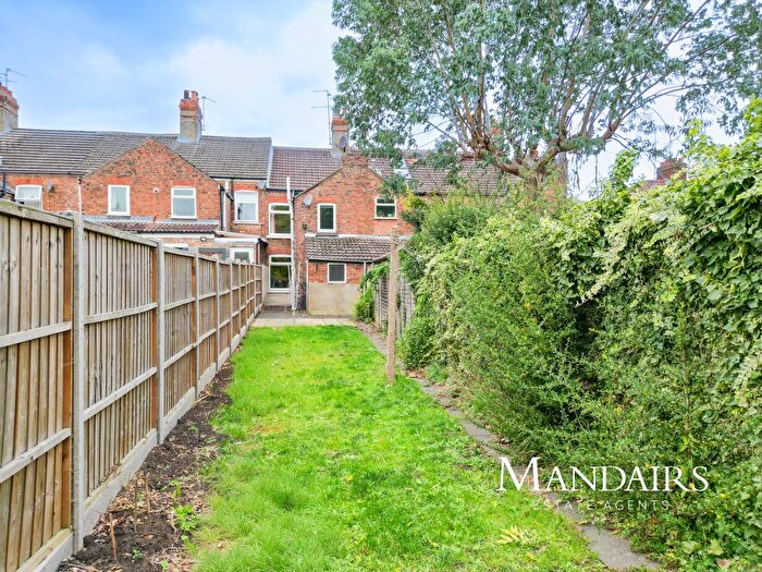 2 Bedroom Terraced House For Sale In Queens Road, Fletton, Peterborough, PE2