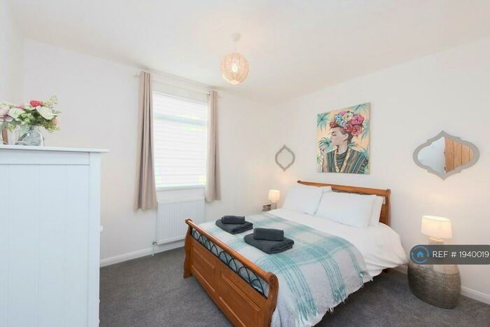 2 Bedroom Flat To Rent In Upper Dumpton Park Road, Ramsgate, CT11