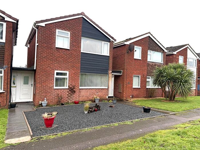 3 Bedroom Link Detached House For Sale In Joseph Dix Drive, Rugeley, WS15