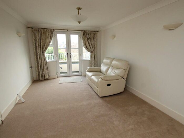 2 Bedroom Apartment To Rent In St Peters Road, Lower Parkstone, Poole, BH14