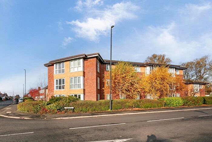 2 Bedroom Apartment For Sale In West Lane, Forest Hall, NE12