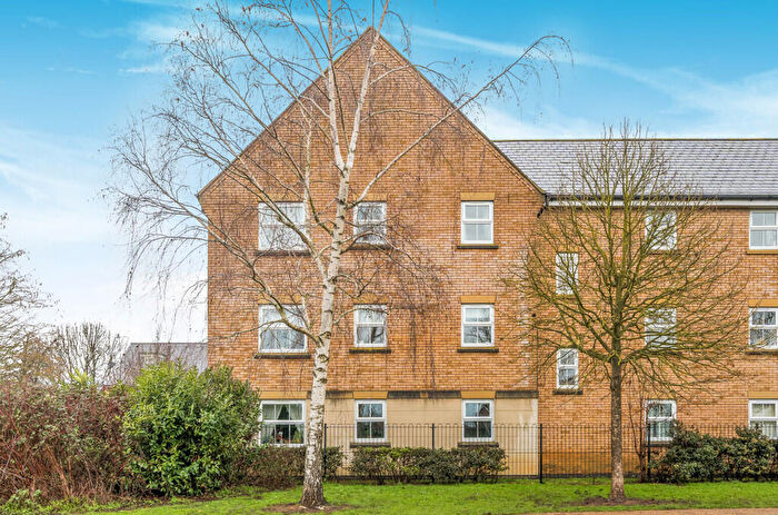 2 Bedroom Apartment For Sale In Alchester Court, Towcester, Northamptonshire, NN12