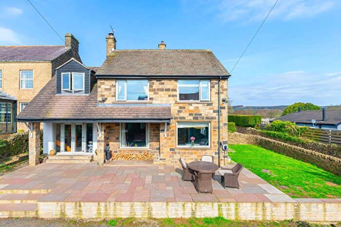 5 Bedroom Detached House For Sale In Otley Road, Bingley, West Yorkshire, BD16