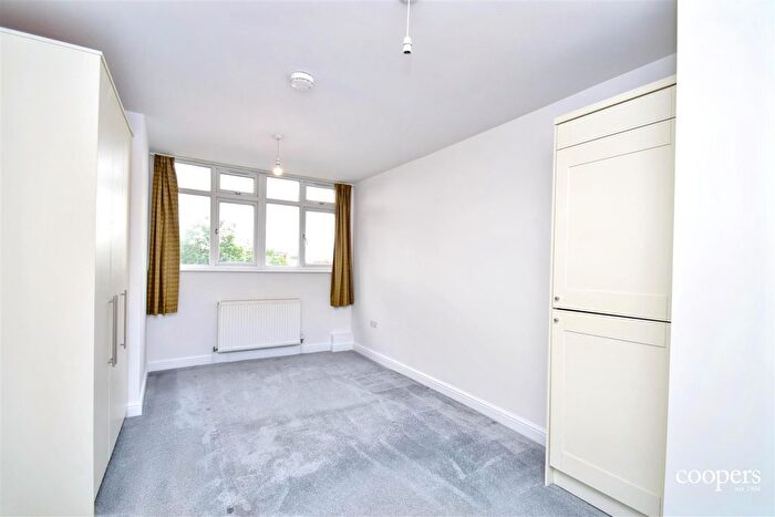 1 Bedroom Flat To Rent In Alexandra Avenue, Harrow, HA2