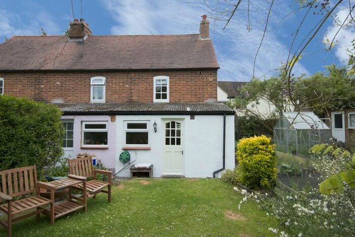 2 Bedroom Terraced House To Rent In Chapel Lane, Sutton Courtenay, OX14