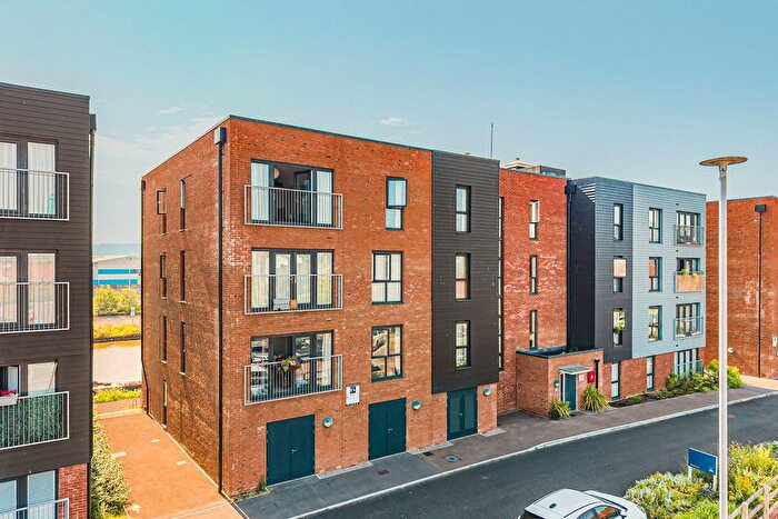 2 Bedroom Flat For Sale In Gloucester, GL2