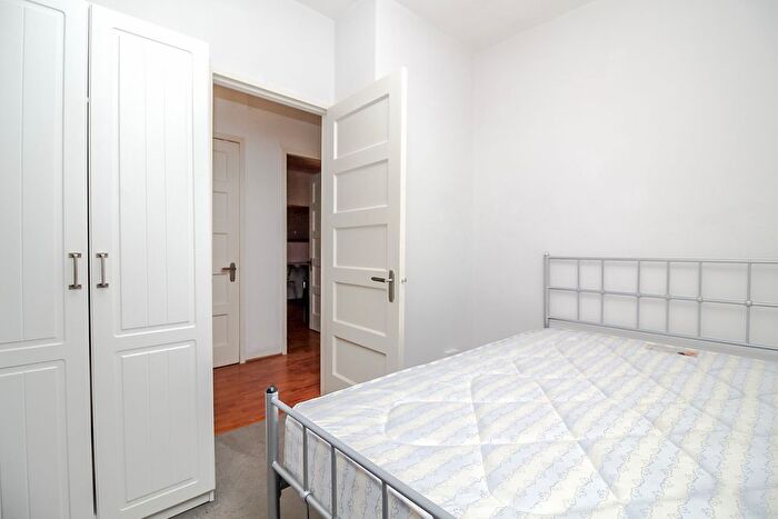 2 Bedroom Flat To Rent In Bevenden Street, London, N1