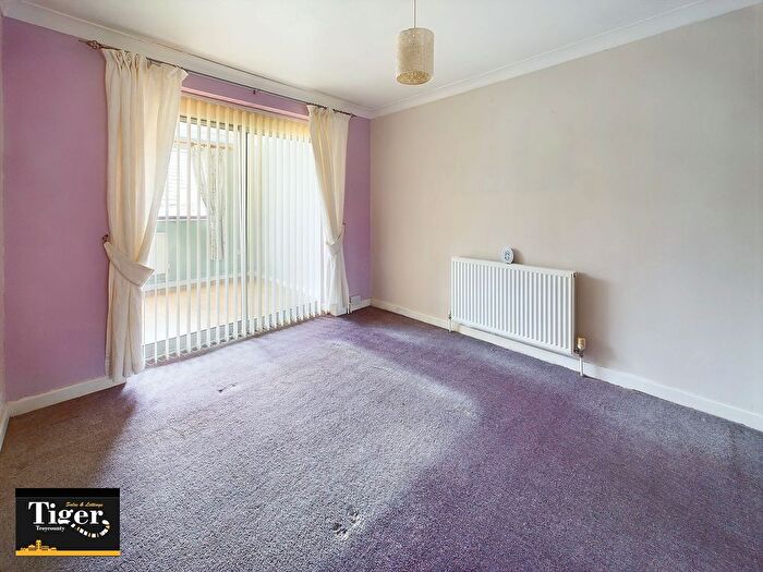 1 Bedroom Semi-Detached Bungalow For Sale In Ashton Close, Ashton-On-Ribble, Preston, PR2