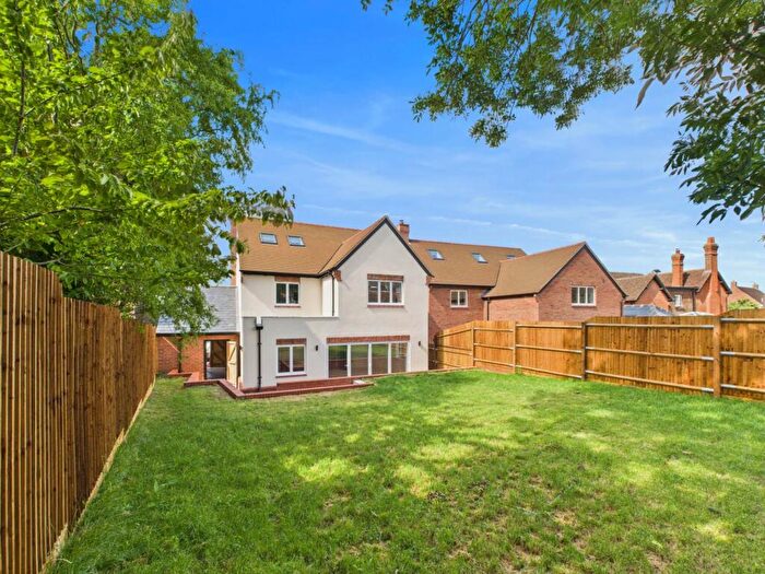 5 Bedroom Detached House For Sale In Lower Street, Quainton, HP22