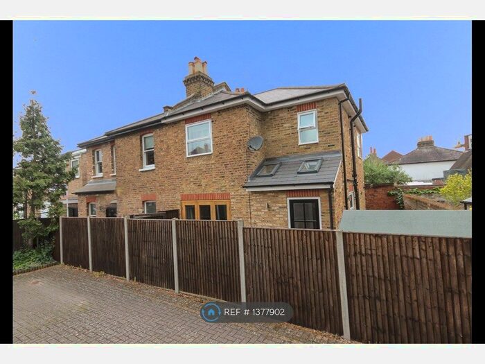 3 Bedroom Semi-Detached House To Rent In Balaclava Road, Surbiton, KT6