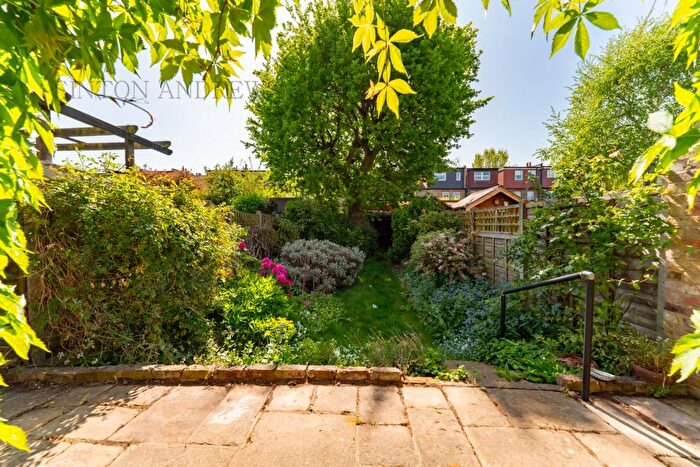 3 Bedroom Terraced House To Rent In Bernard Avenue, Northfields, W13