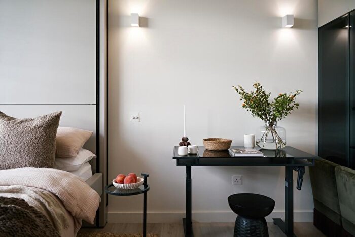 Flat To Rent In Stadium Way Wembley, HA9