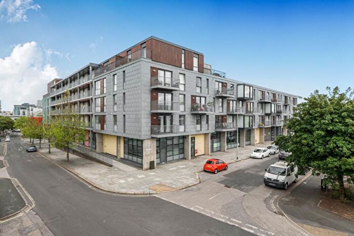 1 Bedroom Apartment For Sale In Hobart Street, Millbay, PL1