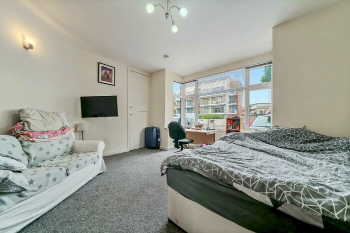 3 Bedroom Apartment To Rent In Caledonian Road, Hillmarton Conservation Area, N7