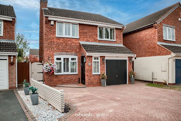 3 Bedroom Detached House For Sale In Castle Crescent, Castle Bromwich, B36
