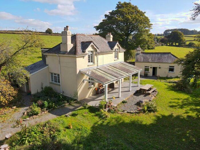 4 Bedroom Cottage For Sale In Bere Alston, Nr. Yelverton, PL20