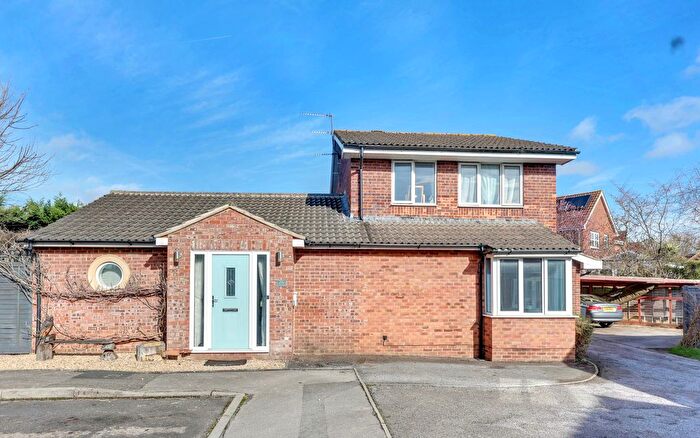 4 Bedroom Detached House For Sale In Halfway Close, Trowbridge, BA14