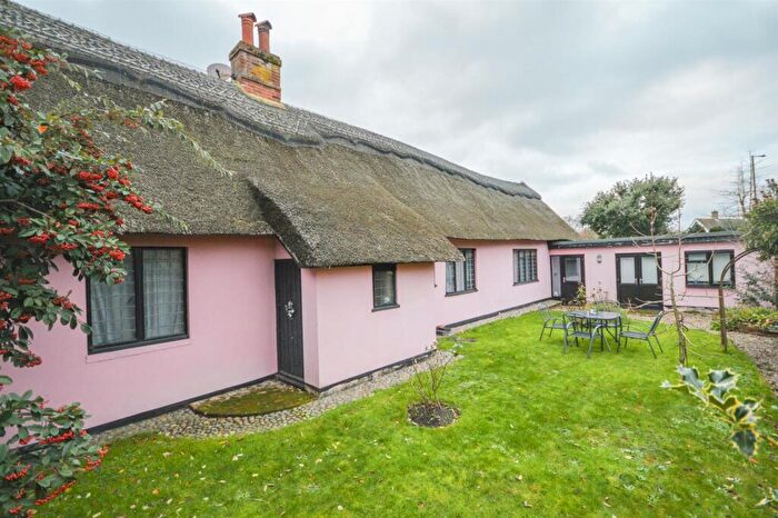 3 Bedroom Bungalow To Rent In Yoxford, IP17
