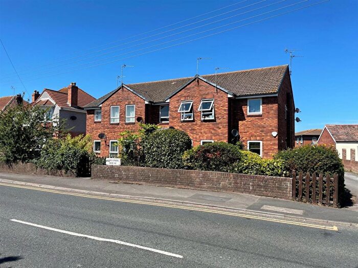 1 Bedroom Flat For Sale In Berrow Road, Burnham-On-Sea, TA8