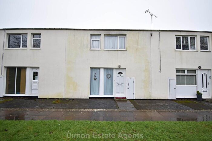 3 Bedroom Terraced House For Sale In Carless Close, Gosport, PO13