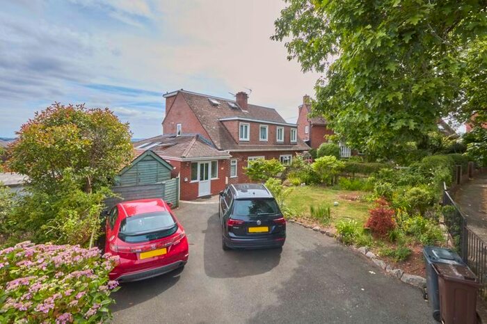 3 Bedroom Semi-Detached House To Rent In Mincinglake Road, Stoke Hill, Exeter, EX4