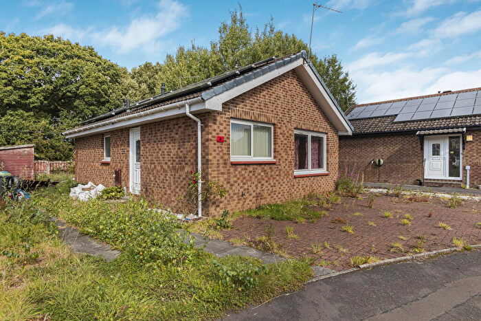 2 Bedroom Bungalow For Sale In Foxglove Place, Glasgow, G53
