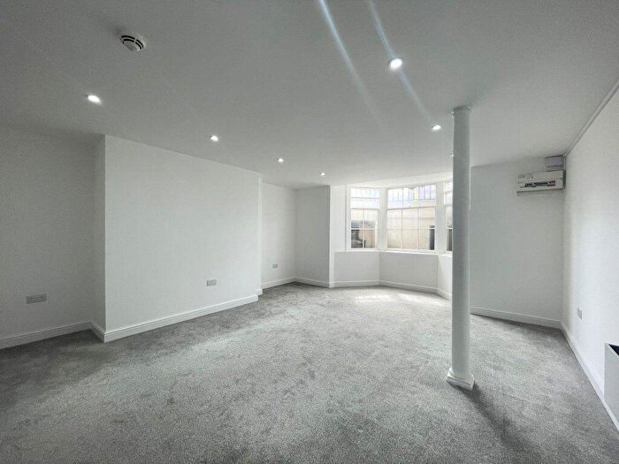 Flat To Rent In Basement Front, Old Steine -, P17