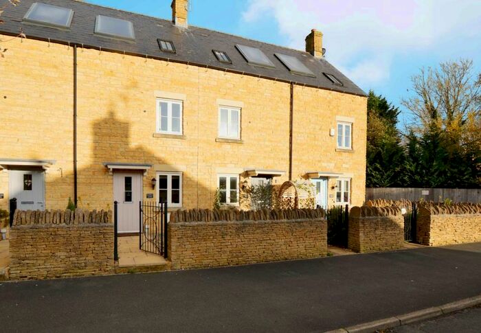 3 Bedroom Terraced House For Sale In Station Road, Andoversford, Cheltenham, GL54