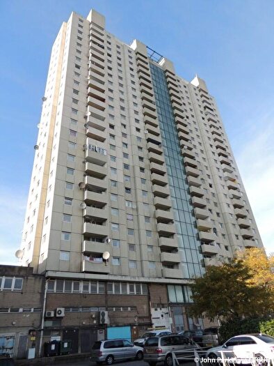 1 Bedroom Flat To Rent In Grampian House, North Mall, N9