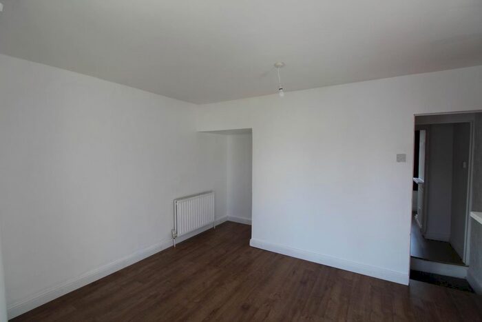 4 Bedroom Property To Rent In Cornwallis Road, London N9