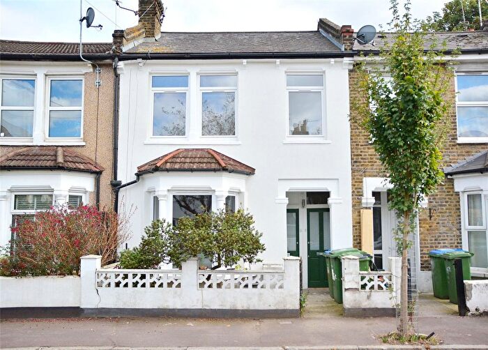 2 Bedroom Flat To Rent In Aldeburgh Street, London, SE10