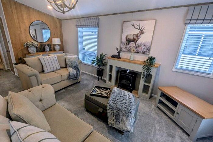 2 Bedroom Lodge For Sale In Two Bed Atlas Debonair (), Poulton Plaiz Leisure Park, Garstang Rd W, Poulton-le-Fylde, Lancashire, FY6