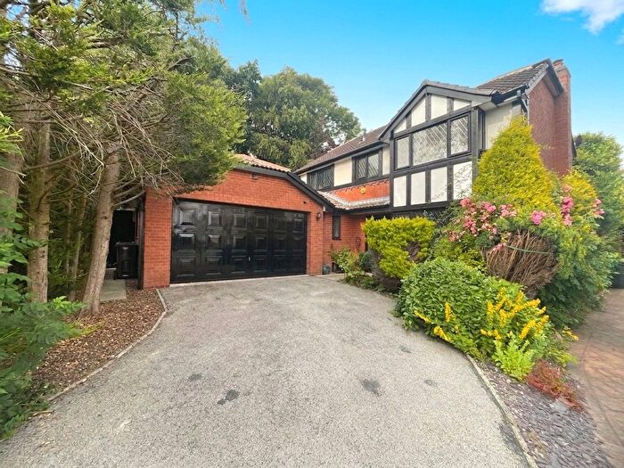 4 Bedroom Detached House For Sale In Cedar Close, Newton With Scales, Preston, Lancashire, PR4