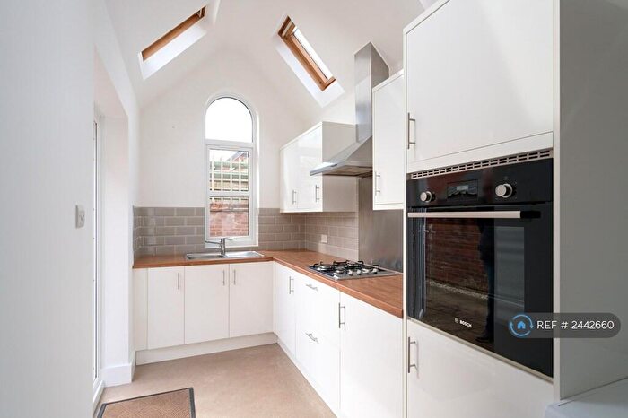 2 Bedroom End Of Terrace House To Rent In Avenue Row, Elstead, GU8