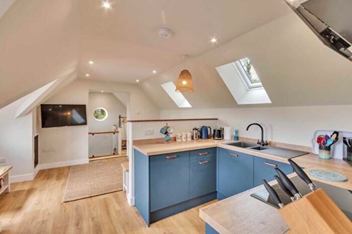1 Bedroom Coach House To Rent In Baldwins Gate, ST5