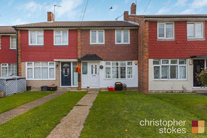 3 Bedroom Terraced House For Sale In Rainer Close, Cheshunt, Hertfordshire, EN8